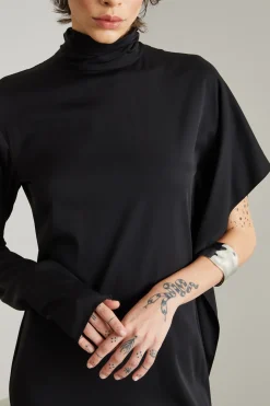 Abito asimmetrico in georgette stretch - Nero