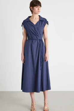 Abito con ricami - Blu