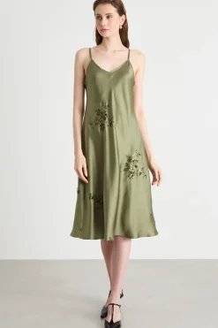 Abito con ricamo di paillettes - Verde