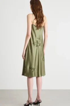 Abito con ricamo di paillettes - Verde