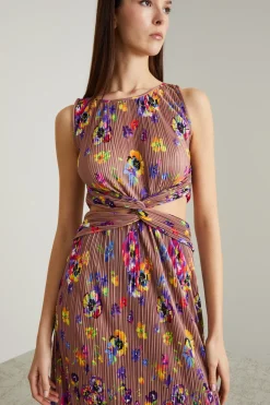 Abito cut-out in jersey plissé - Marrone