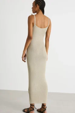 Abito lungo con spille a fiore - Beige