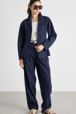 Blazer aderente con piccolo rever - Blu