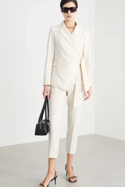 Blazer con cintura - Bianco