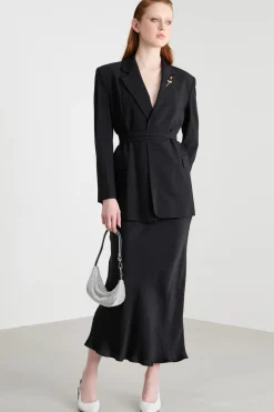 Blazer con cut-out e cintura - Nero