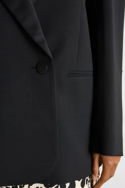 Blazer oversize con rever a lancia - Nero