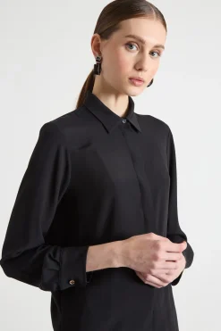 Blusa con applicazione a fiore - Nero