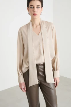Blusa con collo a foulard - Avorio