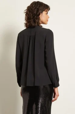 Blusa con collo alla coreana - Nero
