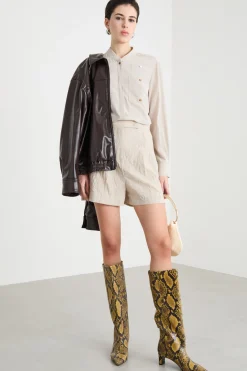 Blusa con tasche multiple - Beige