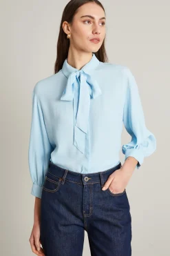 Blusa in crépe con foulard - Celeste