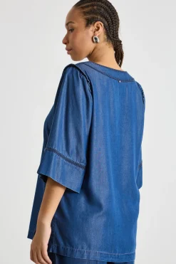 Blusa in jeans con ricamo crochet - Blu