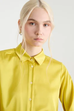 Blusa in raso leggero stretch - Giallo
