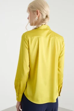 Blusa in raso leggero stretch - Giallo