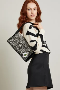 Borsa con patta in crochet - Nero Bianco