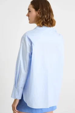 Camicia con rouche e applicazione floreale - Azzurro