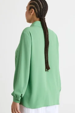 Camicia fluida con fondo arrotondato - Verde