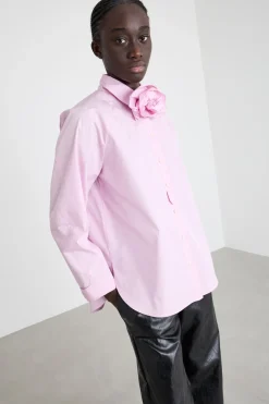 Camicia in popeline con applicazione floreale - Rosa