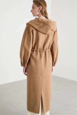 Cappotto ampio con cappuccio - Cammello