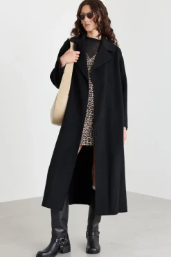 Cappotto con cintura - Nero