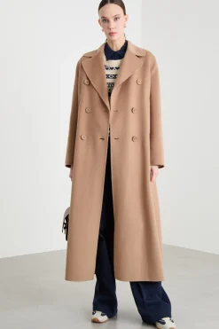 Cappotto doppiopetto con maxi rever - Cammello
