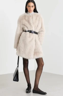 Cappotto in tessuto morbido e caldo - Beige