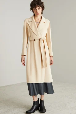 Cappotto lungo con cintura - Crema