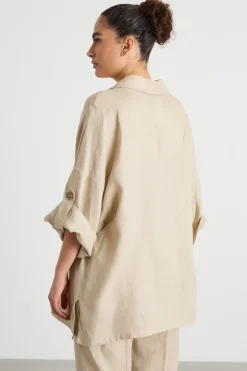 Casacca boxy con alamari - Cammello