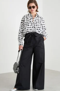 Casacca con contropiega sul retro - Bianco Nero