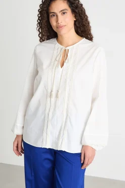 Casacca con passamaneria macramè - Bianco