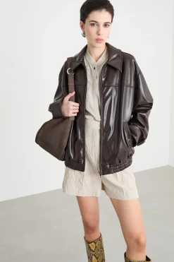 Giacca boxy in jersey spalmato - Marrone