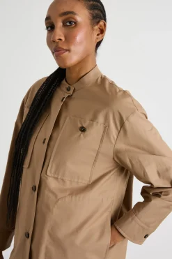 Giacca con colletto alla coreana in twill antigoccia - Cammello