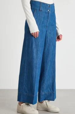 Jeans ampio con baschina - Blu