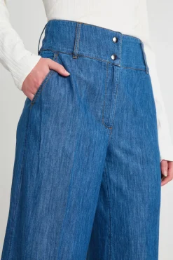 Jeans ampio con baschina - Blu