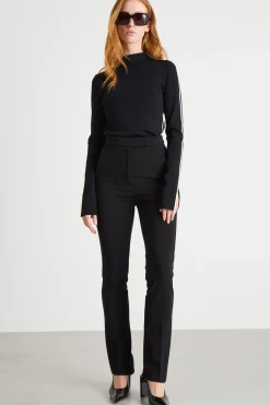 Maglia aderente con bordi a contrasto - Nero