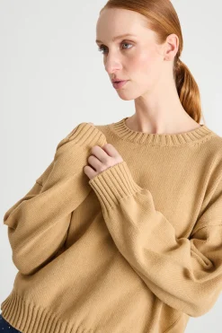 Maglia con maniche a spalla scesa - Cammello