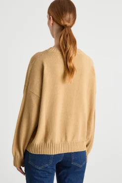 Maglia con maniche a spalla scesa - Cammello