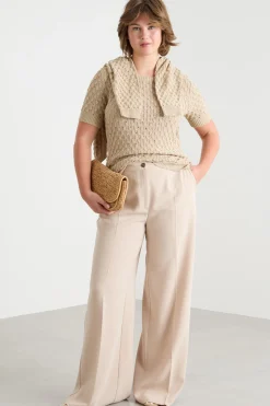Maglia con punto a rilievo e strass - Beige