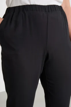 Pantalone aderente in crepe - Nero