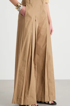Pantalone ampio con pieghe - Cammello