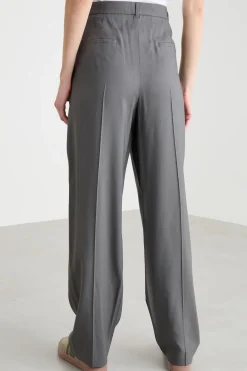Pantalone ampio con pieghe - Grigio
