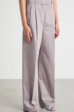 Pantalone ampio con pieghe in raso - Grigio