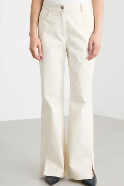 Pantalone bootcut in gabardina - Bianco