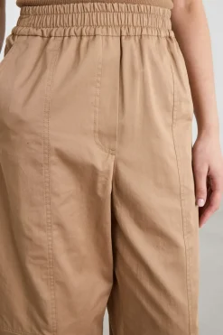 Pantalone cropped ampio - Cammello