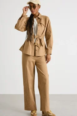 Pantalone in gabardina ricamata - Cammello
