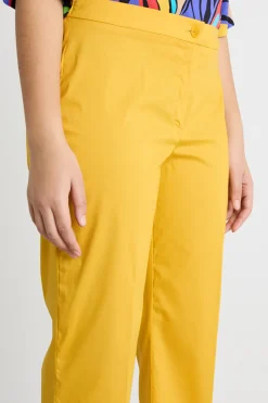 Pantaloni crop aderenti - Giallo