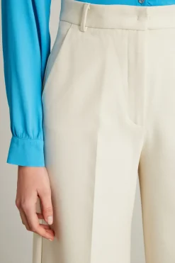 Pantaloni morbidi in tela - Latte