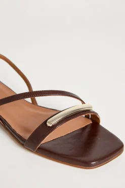 Sandali flat a listini - Marrone