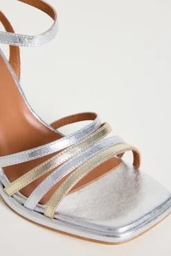 Sandali in pelle laminata - Argento Oro