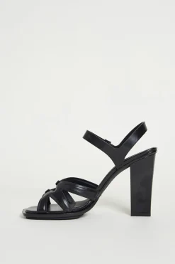 Sandalo in pelle lucida - Nero